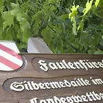 Hoehengasthof Roessle שלוכזי