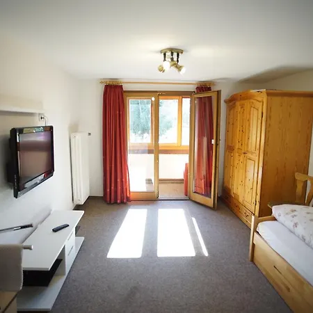 Gæstehus Hoehengasthof Roessle 3*