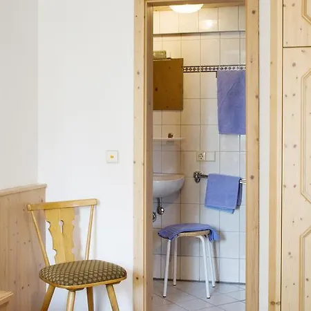 Gæstehus Hoehengasthof Roessle 3*