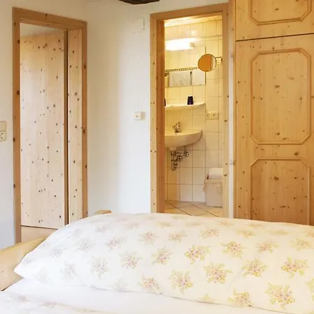 Hoehengasthof Roessle 3*